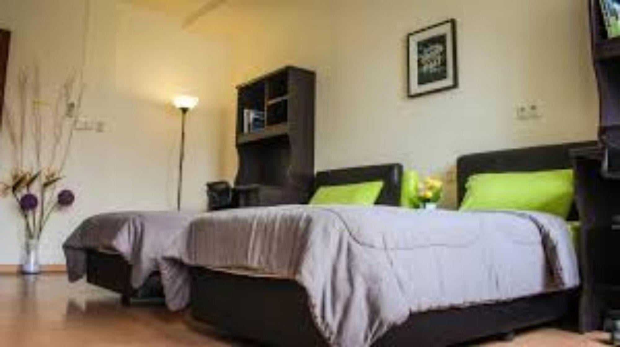 Hotel Szieszta Tölgyes Nyíregyháza Kültér fotó